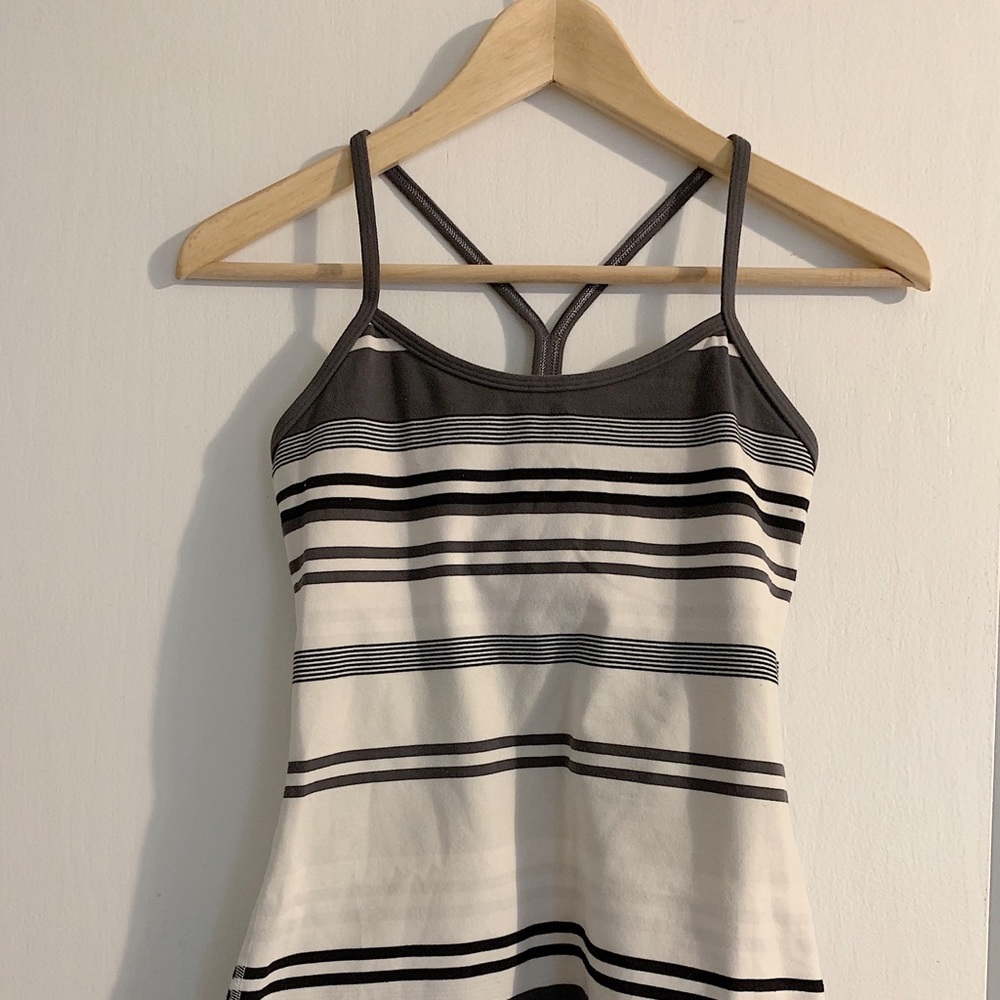 Lululemon Y Tank